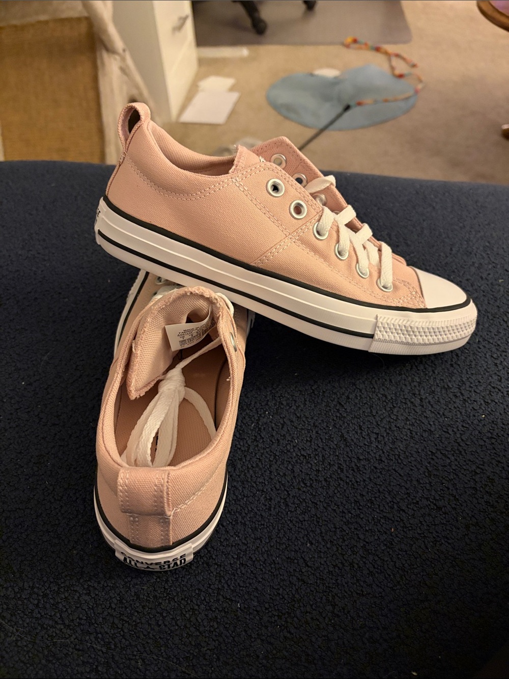 NWT Converse light pink color with shoe box